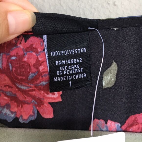 Torrid Babydoll Top Womens 1X 14/16 Black Floral V Neck Surplice Romantic Witchy - Picture 7 of 12